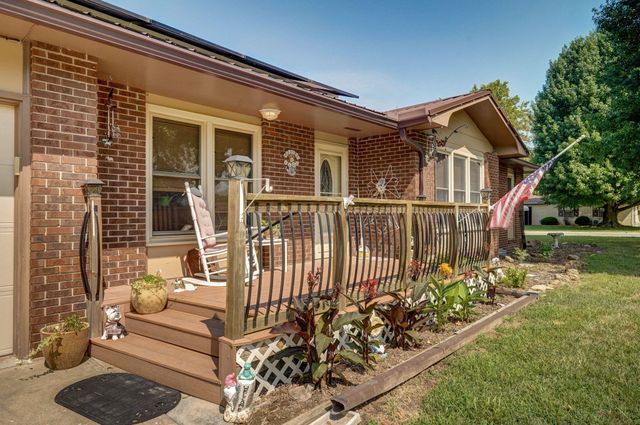 1301 S Tyler Avenue, Aurora, MO 65605