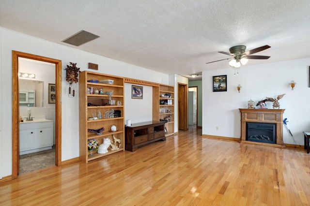 1301 S Tyler Avenue, Aurora, MO 65605