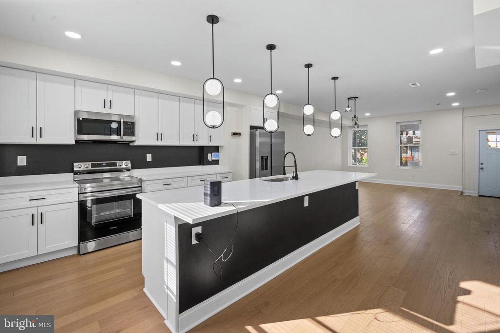 4911 CORDELIA AVE, Baltimore, MD 21215