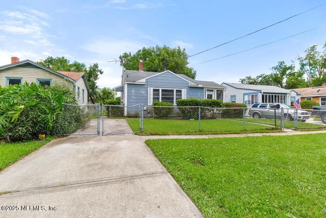 5146 SUNDERLAND Road, Jacksonville, FL 32210