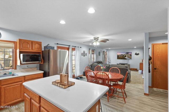 1163 Clark Street, Holland, OH 43528