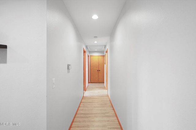 1163 Clark Street, Holland, OH 43528