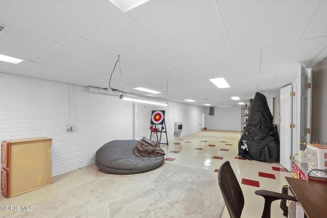 1163 Clark Street, Holland, OH 43528