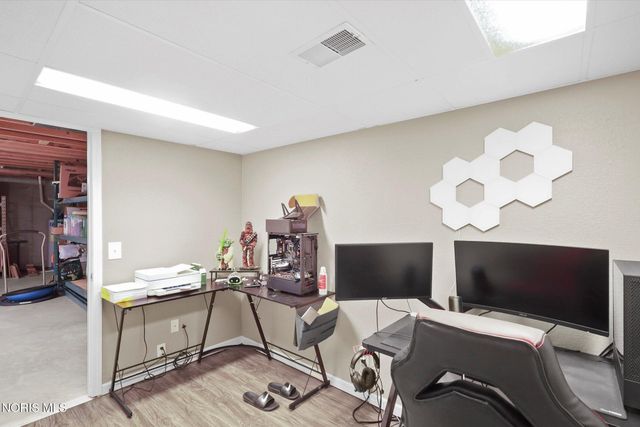 1163 Clark Street, Holland, OH 43528