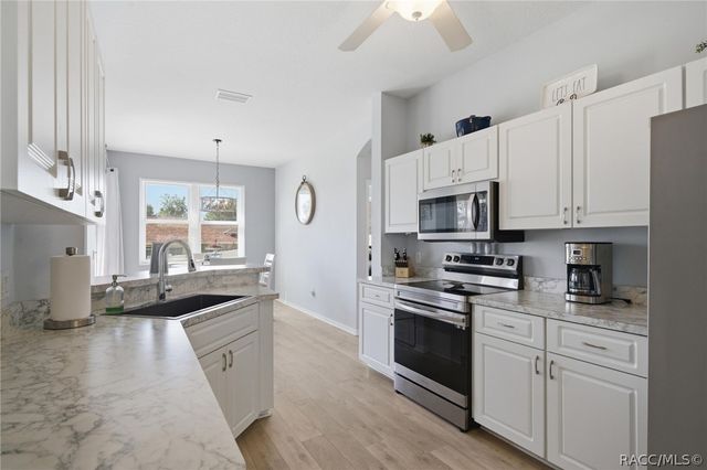 224 W Rexford Drive, Beverly Hills, FL 34465