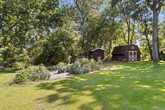 158 King Lake Road, Brooklyn, WI 53521