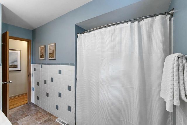 158 King Lake Road, Brooklyn, WI 53521