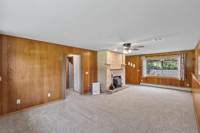 158 King Lake Road, Brooklyn, WI 53521