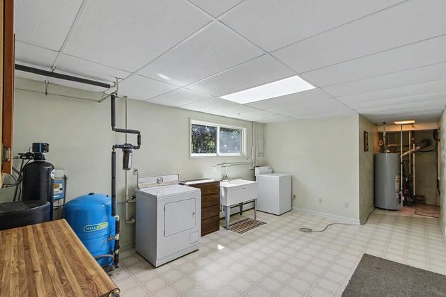 158 King Lake Road, Brooklyn, WI 53521