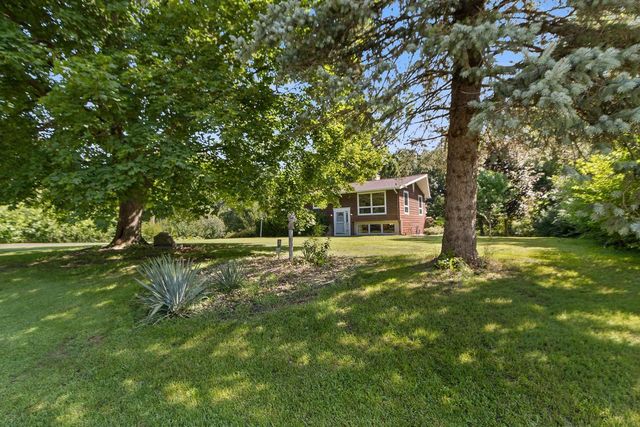 158 King Lake Road, Brooklyn, WI 53521
