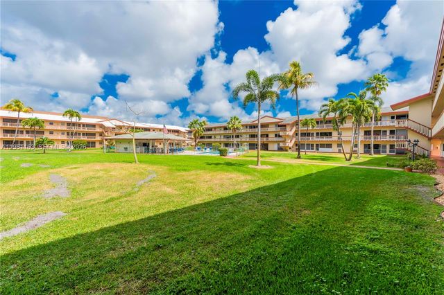5300 Washington Street A137, Hollywood, FL 33021