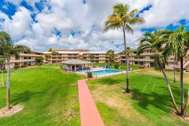 5300 Washington Street A137, Hollywood, FL 33021