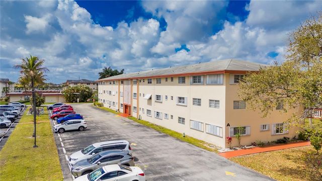 5300 Washington Street A137, Hollywood, FL 33021