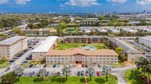 5300 Washington Street A137, Hollywood, FL 33021