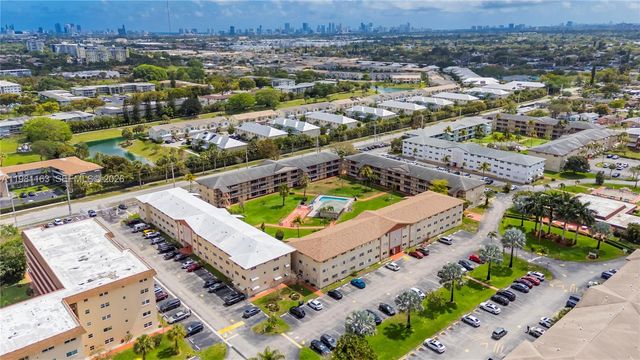 5300 Washington Street A137, Hollywood, FL 33021
