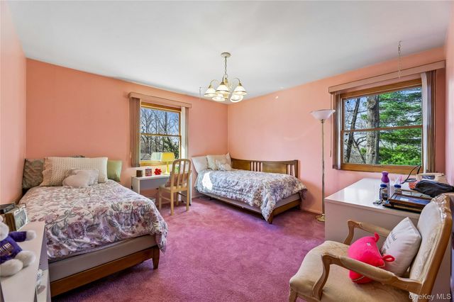 2 Barbara Lane, Monsey, NY 10952