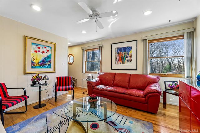 2 Barbara Lane, Monsey, NY 10952