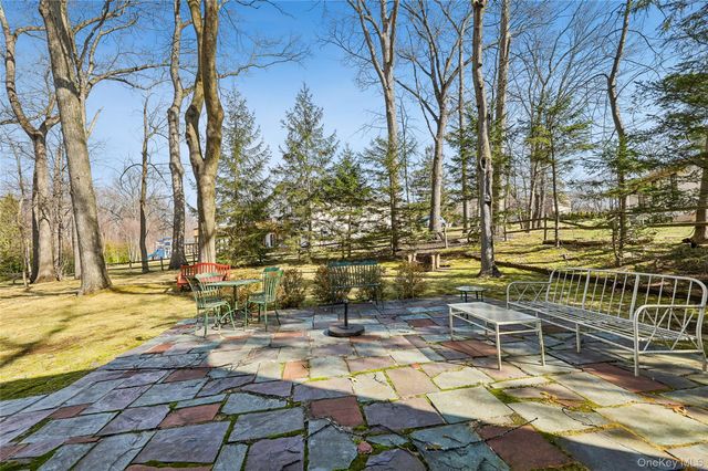 2 Barbara Lane, Monsey, NY 10952