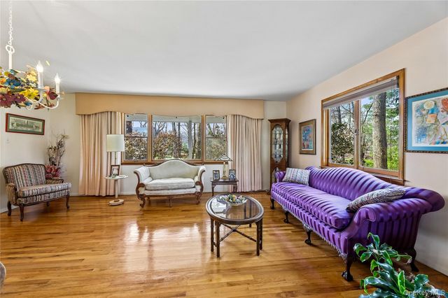 2 Barbara Lane, Monsey, NY 10952