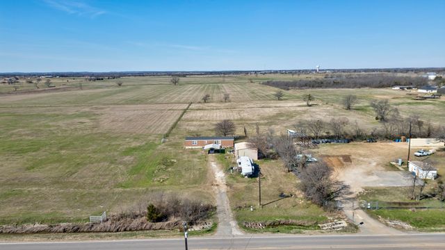 621 S Union Street, Whitesboro, TX 76273