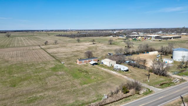 621 S Union Street, Whitesboro, TX 76273