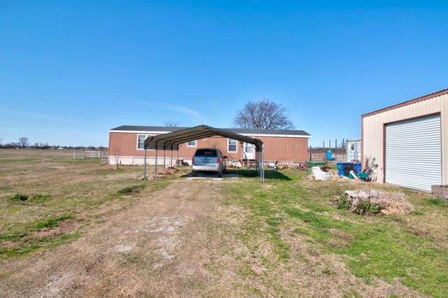 621 S Union Street, Whitesboro, TX 76273