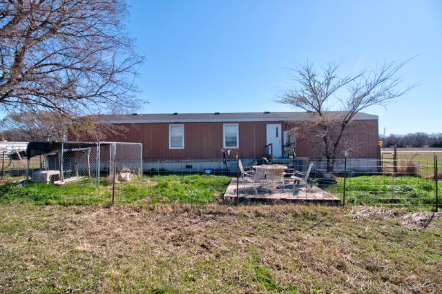 621 S Union Street, Whitesboro, TX 76273
