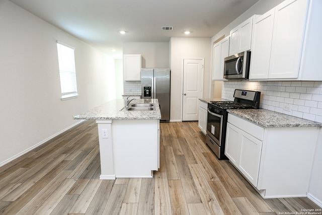 4242 Claystone, San Antonio, TX 78253
