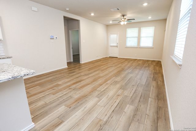 4242 Claystone, San Antonio, TX 78253