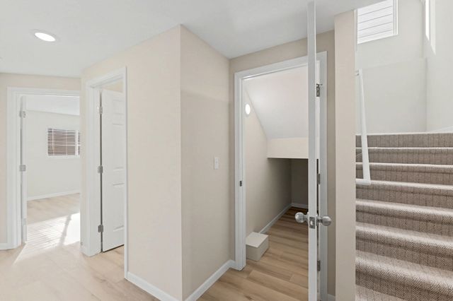 9285 E Fox Pointe, Bel Aire, KS 67226