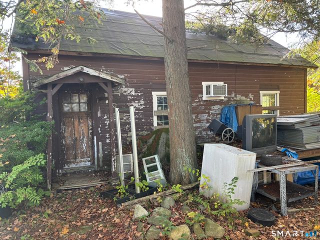 1405 New Haven Road, Naugatuck, CT 06770