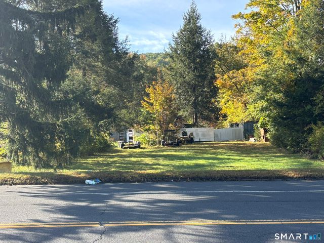1405 New Haven Road, Naugatuck, CT 06770