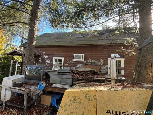 1405 New Haven Road, Naugatuck, CT 06770
