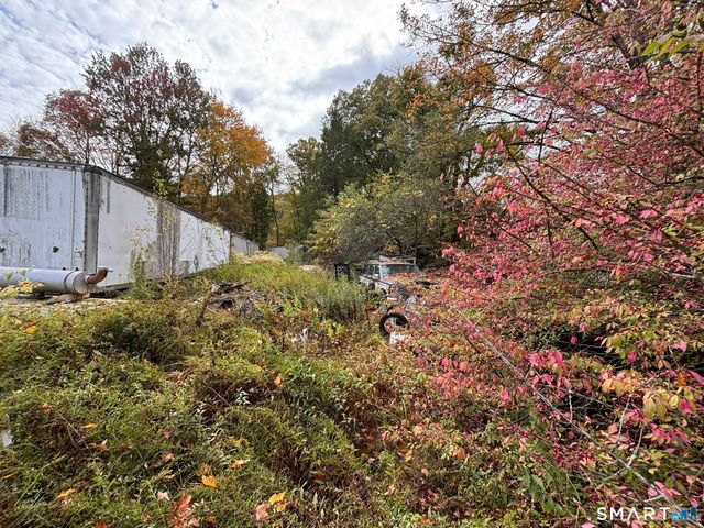 1405 New Haven Road, Naugatuck, CT 06770