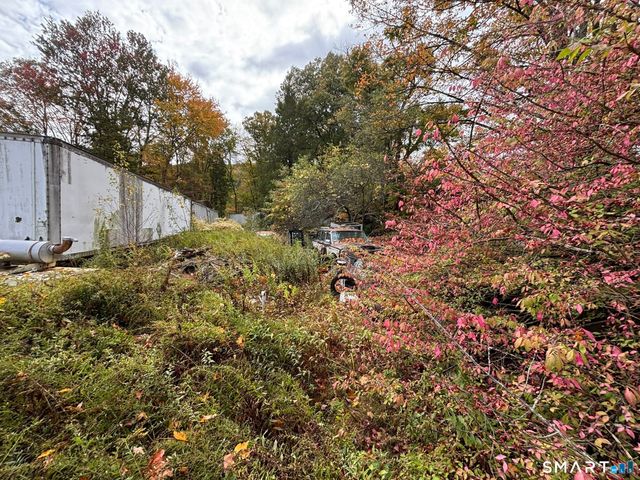 1405 New Haven Road, Naugatuck, CT 06770