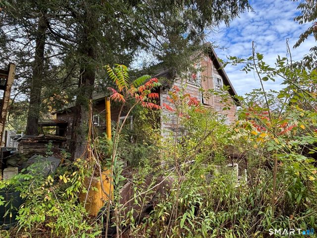 1405 New Haven Road, Naugatuck, CT 06770