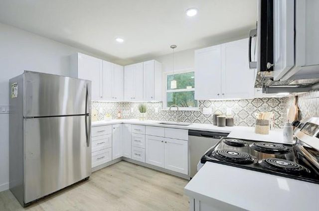 11403 Leander ST, Jonestown, TX 78645