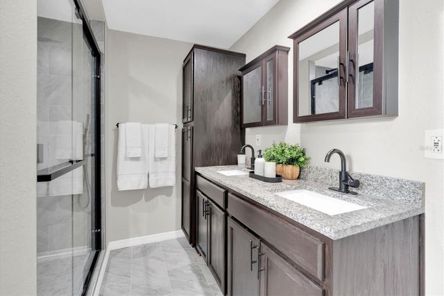 6422 15TH STREET N, St Petersburg, FL 33702
