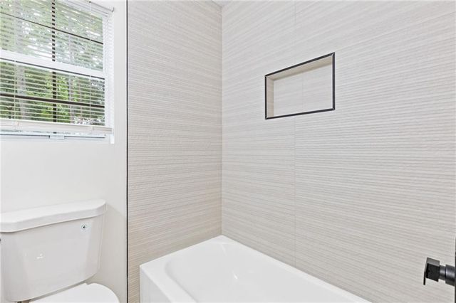5044 Woodmont Drive, Villa Rica, GA 30180