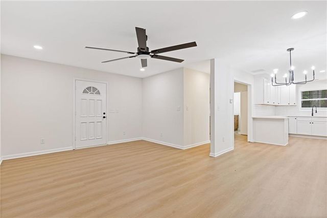 5044 Woodmont Drive, Villa Rica, GA 30180
