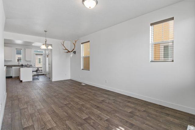 7958 S 5440 W, West Jordan, UT 84081
