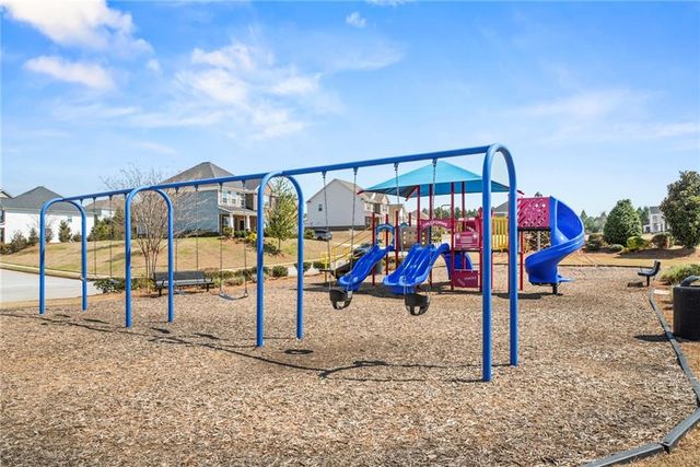 515 Palmer Avenue, Peachtree City, GA 30269