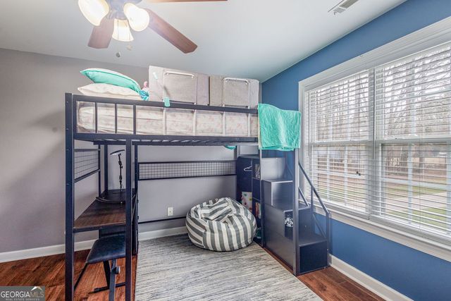 290 Farr Lake Dr., Tyrone, GA 30290