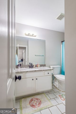 290 Farr Lake Dr., Tyrone, GA 30290