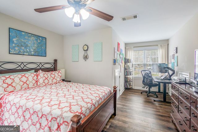 290 Farr Lake Dr., Tyrone, GA 30290