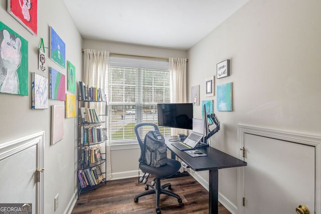 290 Farr Lake Dr., Tyrone, GA 30290