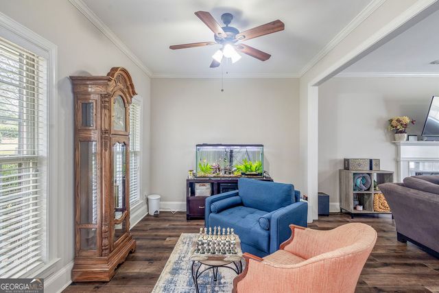 290 Farr Lake Dr., Tyrone, GA 30290