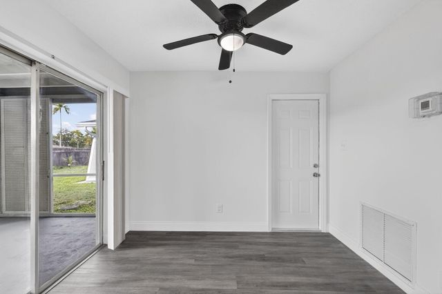 6101 NW 74th Avenue, Tamarac, FL 33321