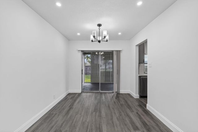 6101 NW 74th Avenue, Tamarac, FL 33321