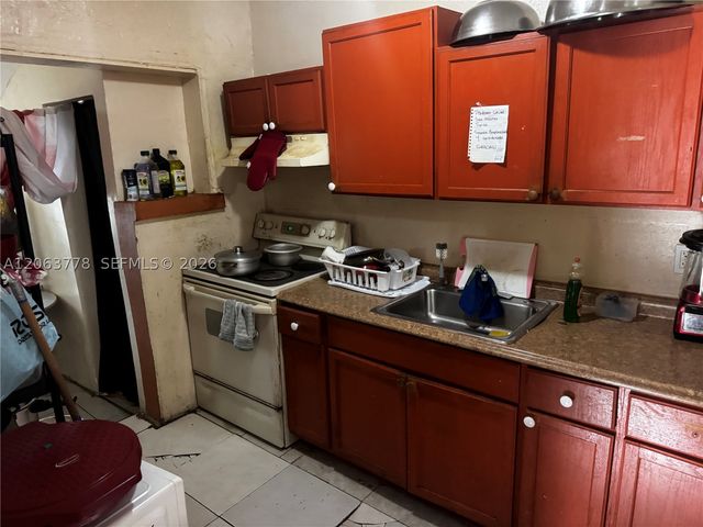 1361 NW 53rd St, Miami, FL 33142